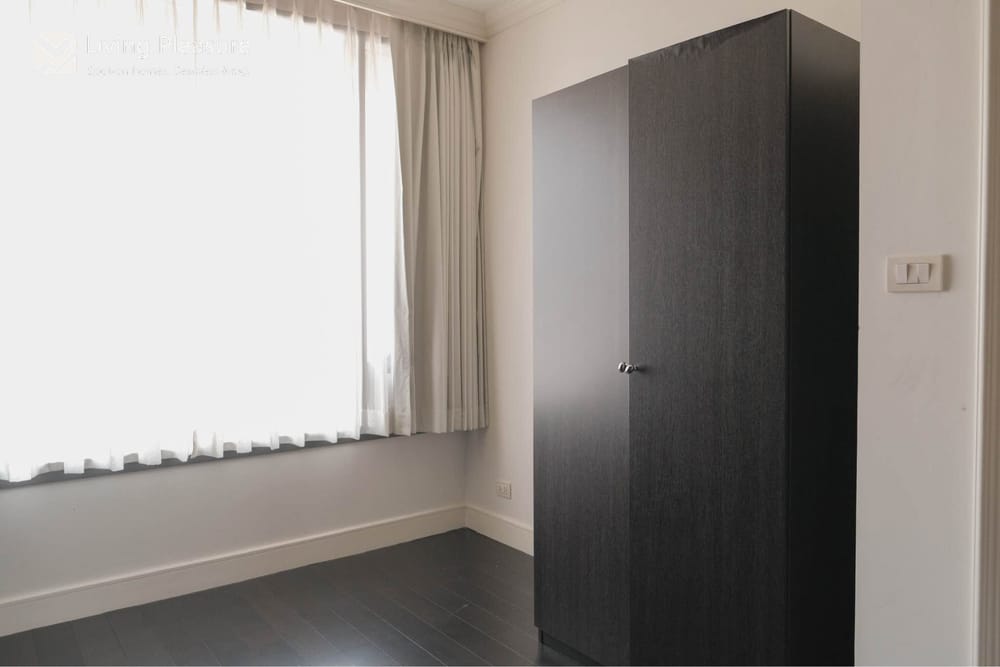 Luxury 2-Bedroom Condo for Sale at Aguston Sukhumvit 22 - Pet Friendly Near MRT Queen Sirikit 14