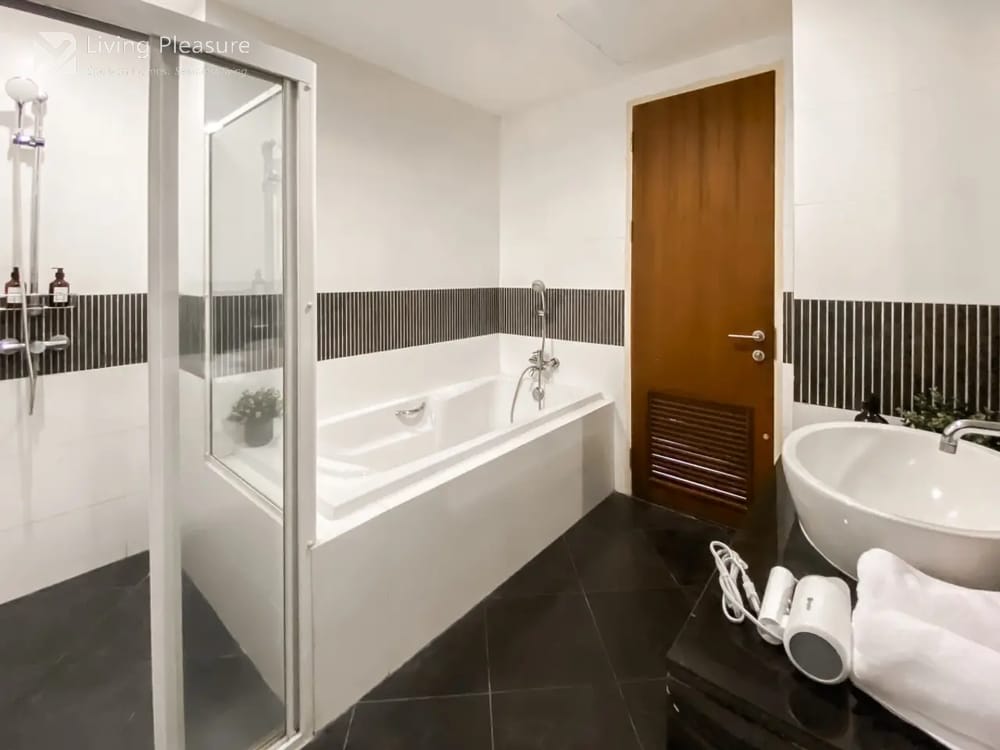 Urbana Sathorn 16