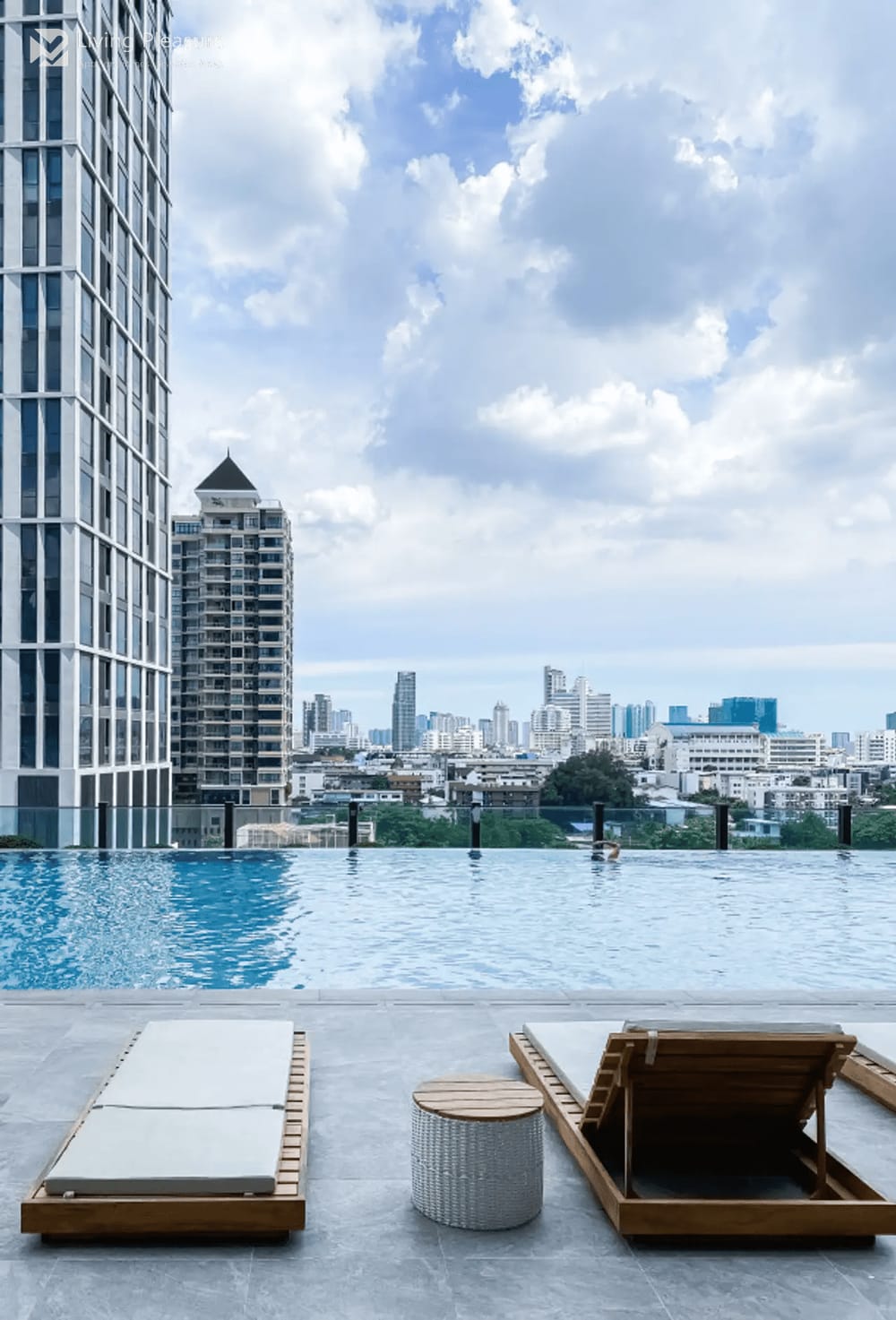 Urbana Sathorn 20
