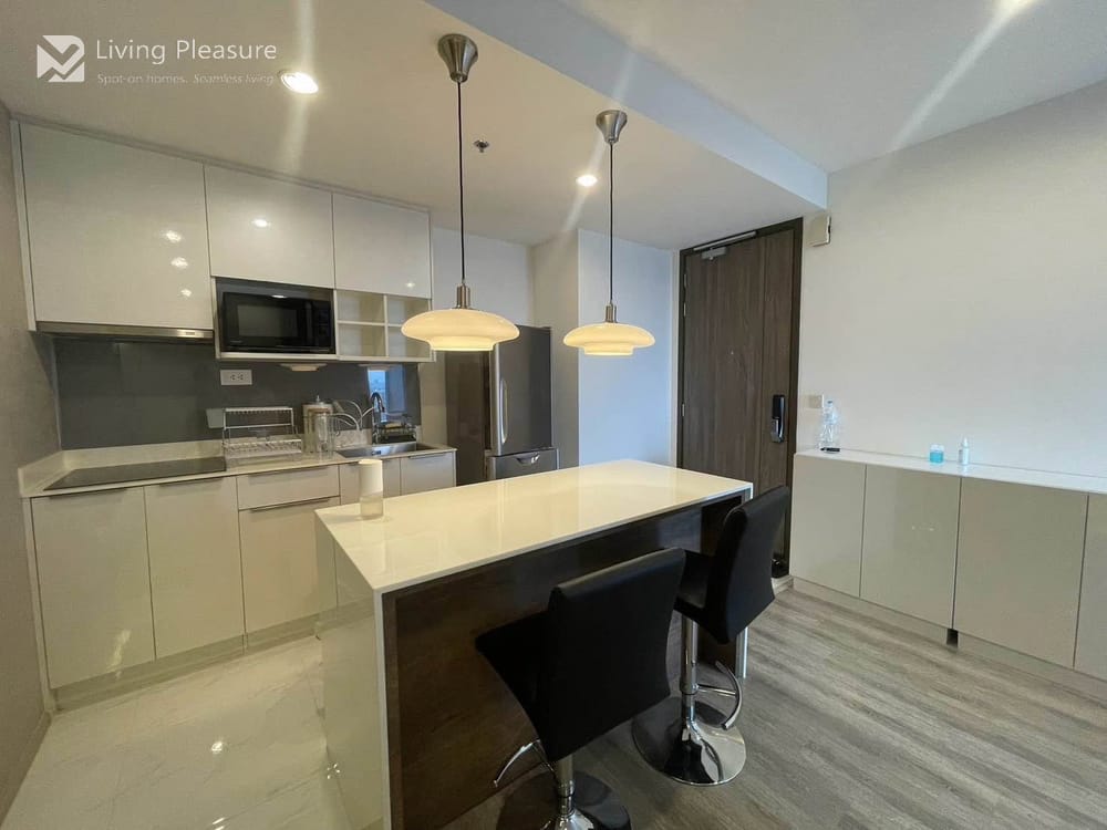 2-Bedroom Condo for Rent at IDEO Mobi Sukhumvit 66 with City View near BTS Udom Suk 2