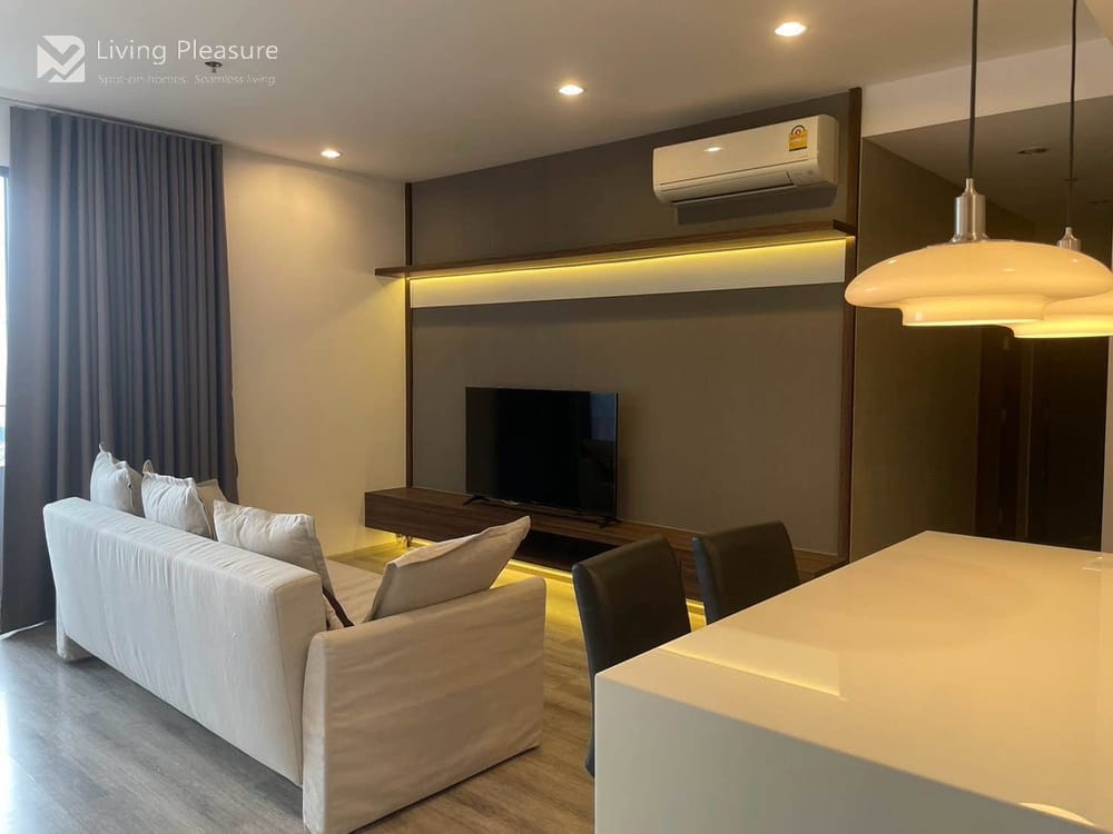 2-Bedroom Condo for Rent at IDEO Mobi Sukhumvit 66 with City View near BTS Udom Suk 7