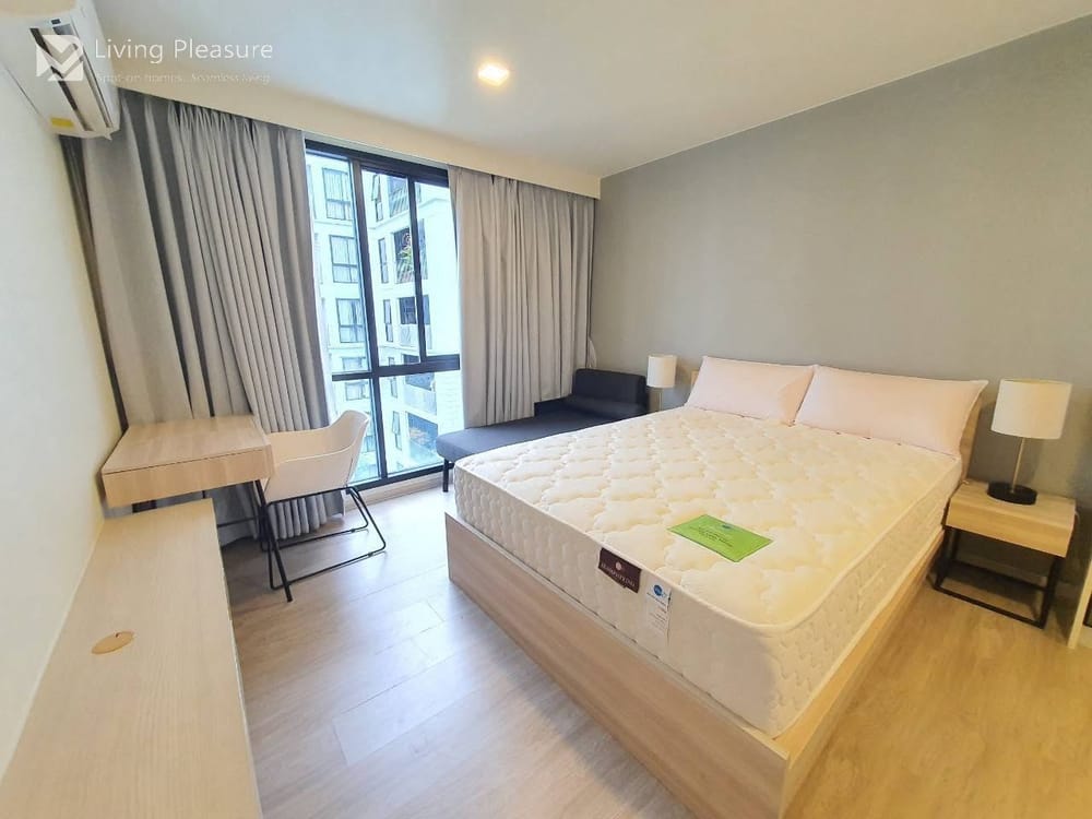 2-Bedroom Condo for Rent in Maestro 03 Ratchada-Rama 9, Pet Friendly Near MRT Phra Ram 9 11
