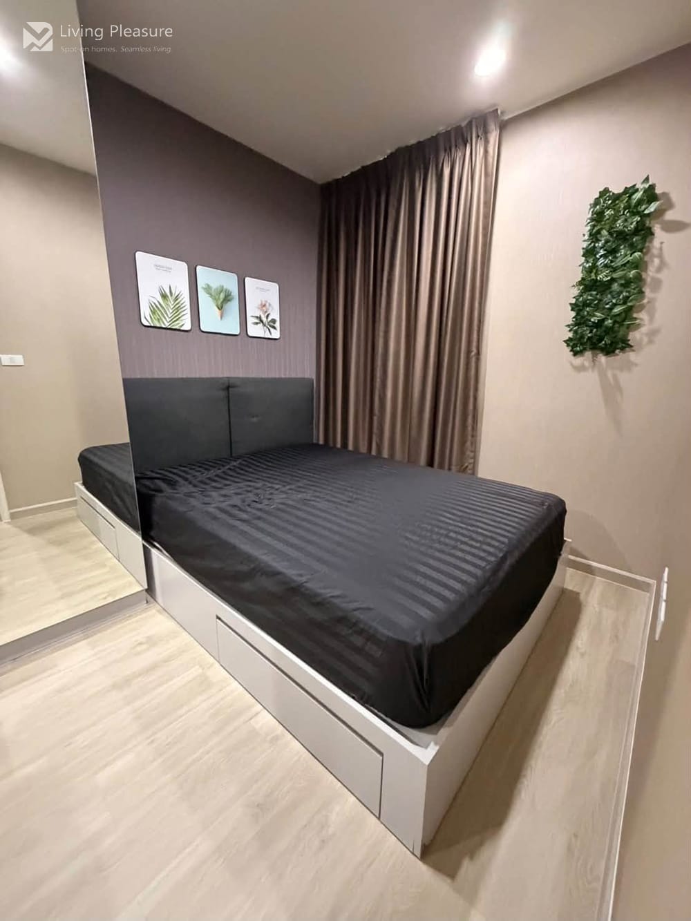 1-Bedroom Condo for Rent in Centric Ratchada - Huai Khwang, Steps from MRT Huai Khwang 7
