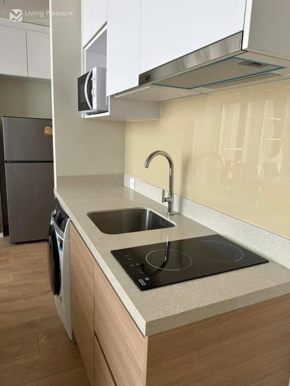 2-Bedroom Condo for Rent at Noble Around 33 in Upper Sukhumvit, Bangkok with Air Conditioning 4