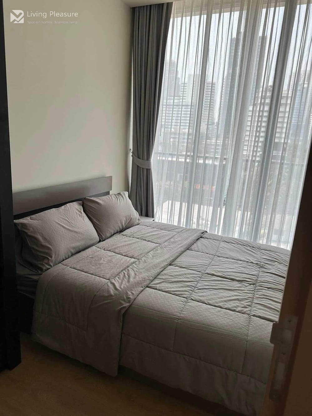 2-Bedroom Condo for Rent at Noble Around 33 in Upper Sukhumvit, Bangkok with Air Conditioning 8