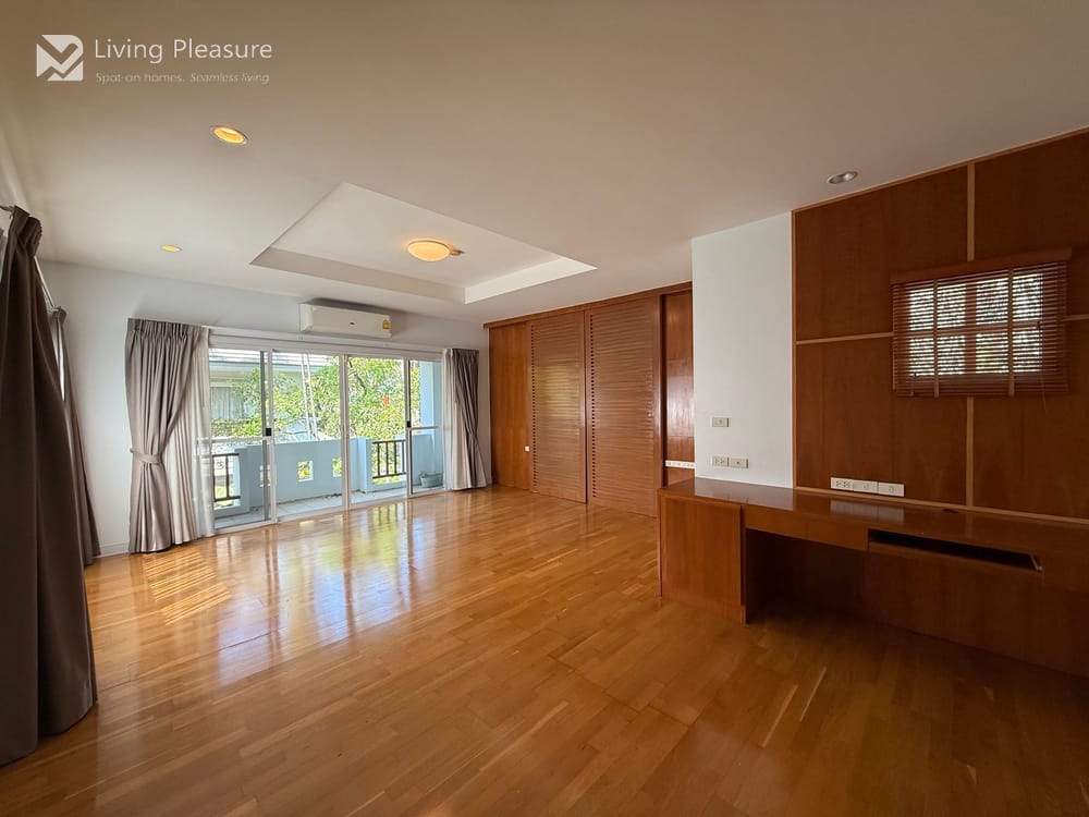 ให้เช่า 4 ห้องนอน พูลวิลล่า ใน สุวัฒนา การ์เด้น วิลเลจ (Sukhumvit 36) 10