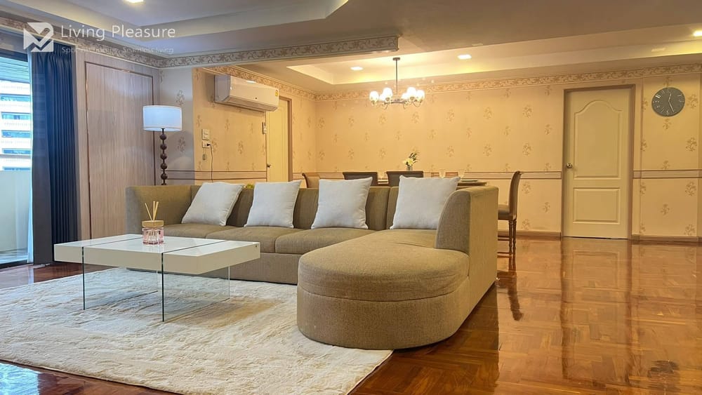 3-Bedroom Condo for Rent in D.H. Grand Tower, Upper Sukhumvit - Pet Friendly, Near BTS Phrom Phong 2