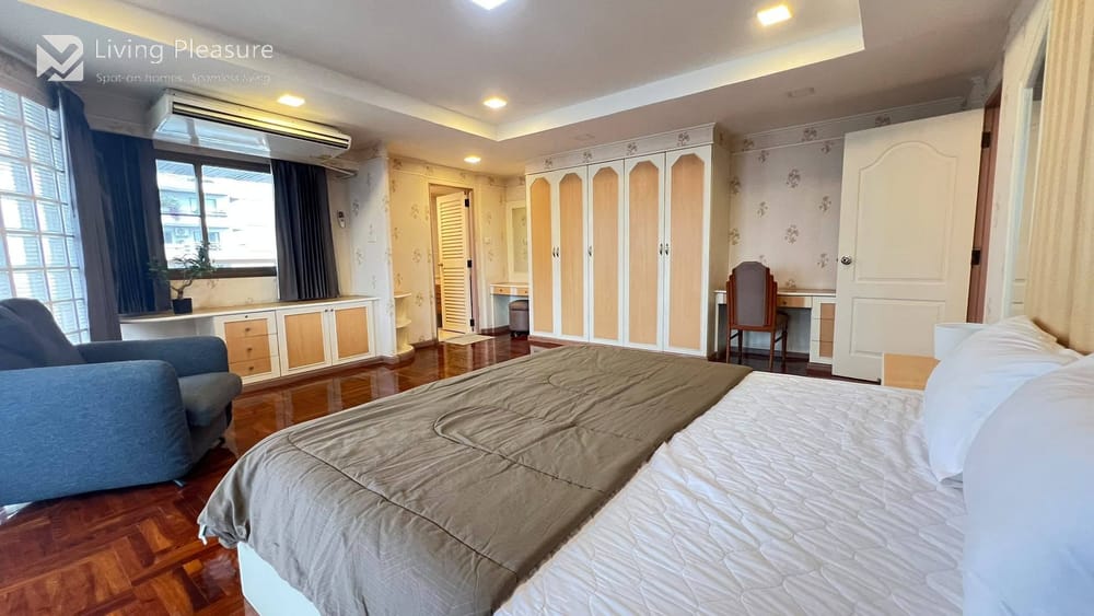 3-Bedroom Condo for Rent in D.H. Grand Tower, Upper Sukhumvit - Pet Friendly, Near BTS Phrom Phong 9