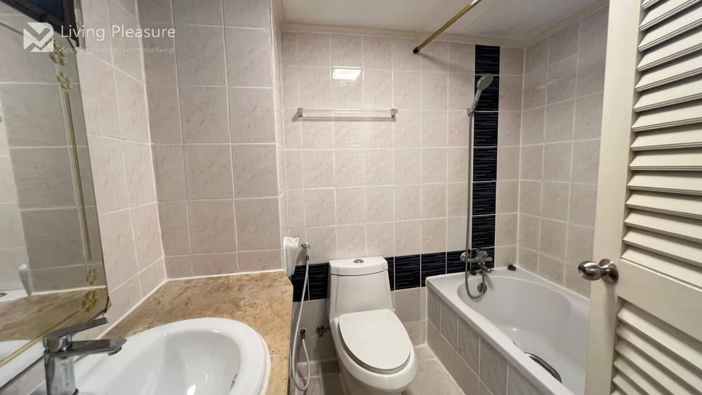 3-Bedroom Condo for Rent in D.H. Grand Tower, Upper Sukhumvit - Pet Friendly, Near BTS Phrom Phong 16