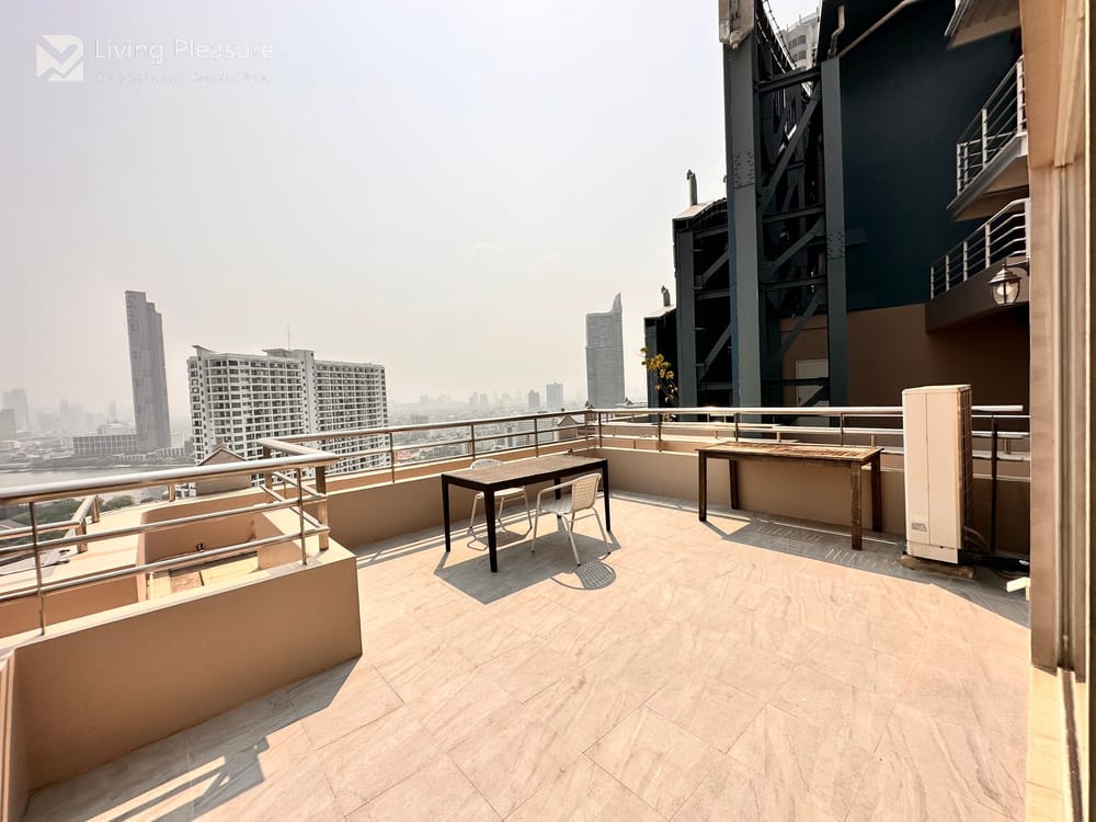 Unique Triplex Penthouse at Watermark Chaophraya River 24