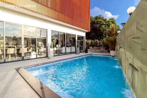 spacious-8-bedroom-pool-villa-for-rent-with-city-view-ppro120