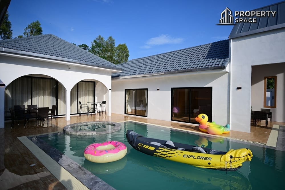 4 Bedroom Modern Luxury Pool Villa For Residential Or Investment For Sale At Huay Yai Image 11