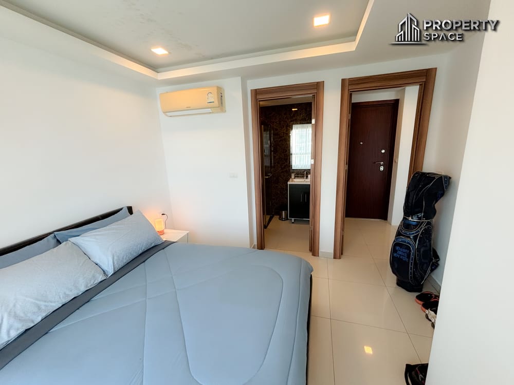 2 Bedroom (FQ) In Arcadia Beach Resort Condo Pattaya For Sale Image 9