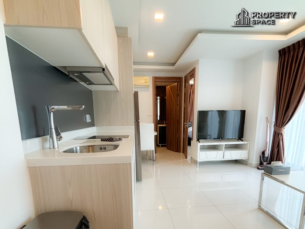 2 Bedroom (FQ) In Arcadia Beach Resort Condo Pattaya For Sale Image 1