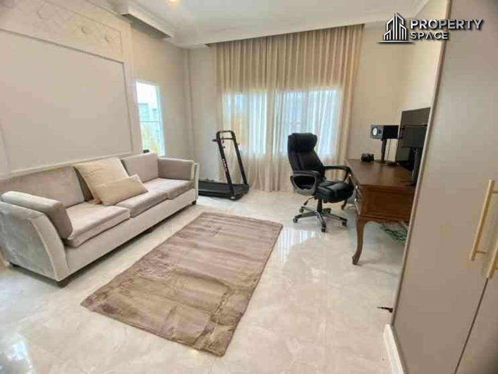 Modern Luxury: 4-Bedroom Fully Furnished Pool Villa in East Pattaya – For Sale Image 19