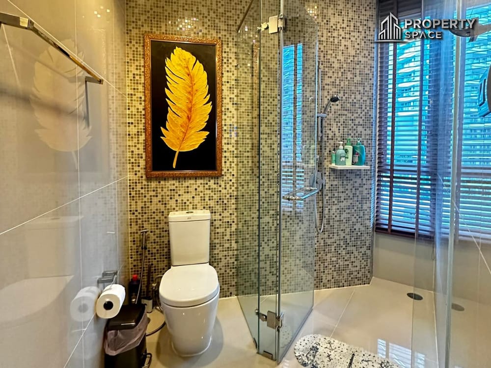 Luxury 3 Bedroom In Reflection Jomtien Beachfront Condo For Sale Image 9