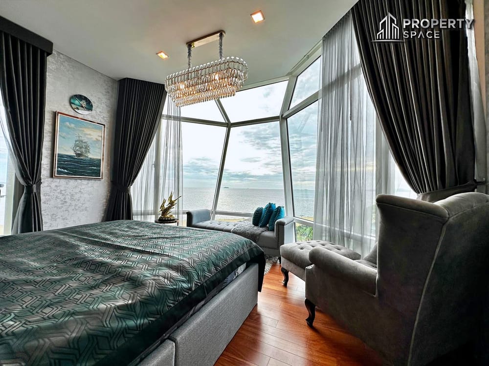 Luxury 3 Bedroom In Reflection Jomtien Beachfront Condo For Sale Image 12