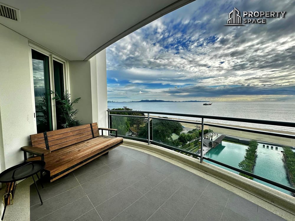 Luxury 3 Bedroom In Reflection Jomtien Beachfront Condo For Sale Image 4