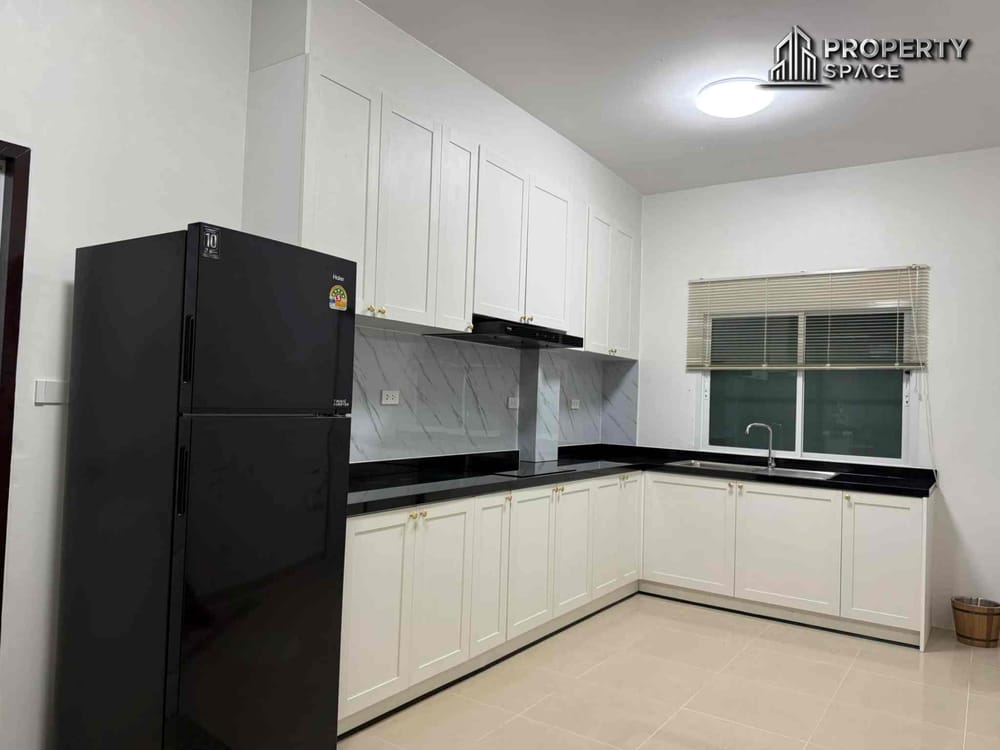 Modern 3 Bedroom Detached House In Nong Pla Lai Pattaya For Sale Image 9