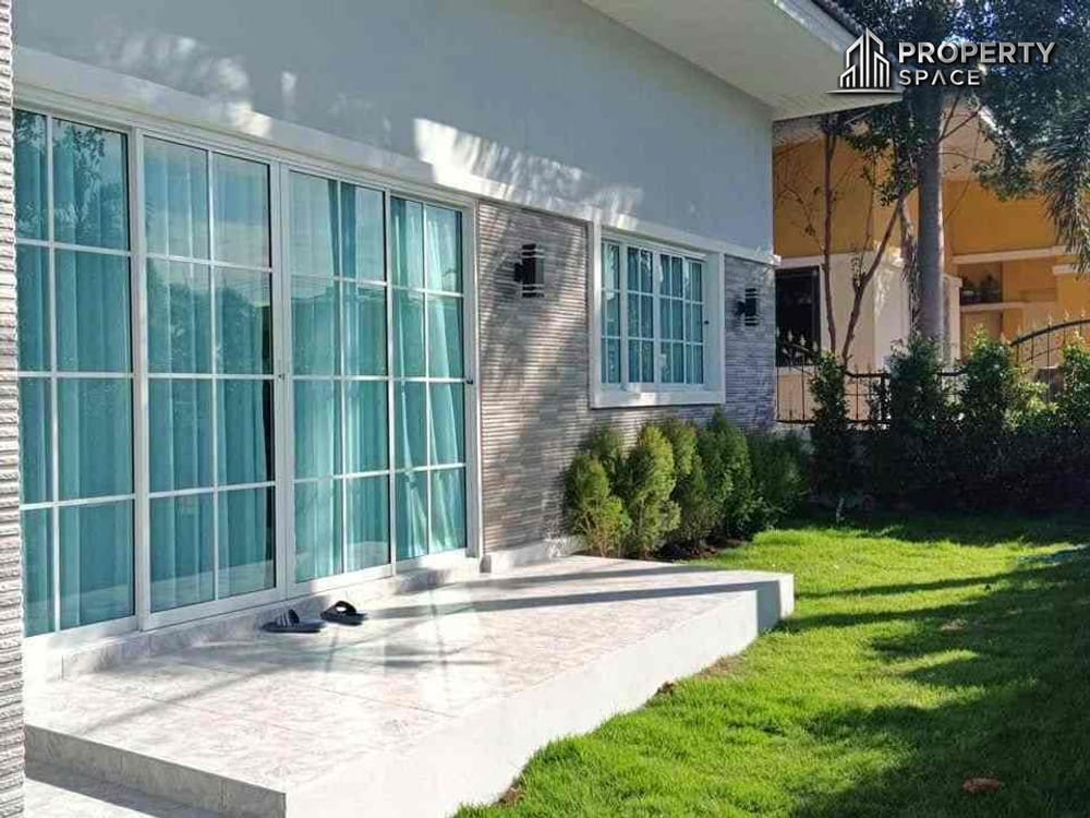 Modern 3 Bedroom Detached House In Nong Pla Lai Pattaya For Sale Image 5