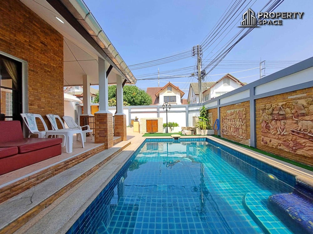 Sophisticated Living at Its Best: 5-Bedroom Pool Villa in East Pattaya for Sale and Rent Image 4