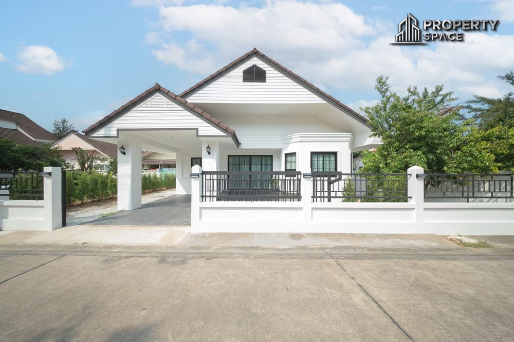 Attractive Roi: 3-bedroom Detached House In Ruen Pisa Village, Pattaya– For Sale Image 1