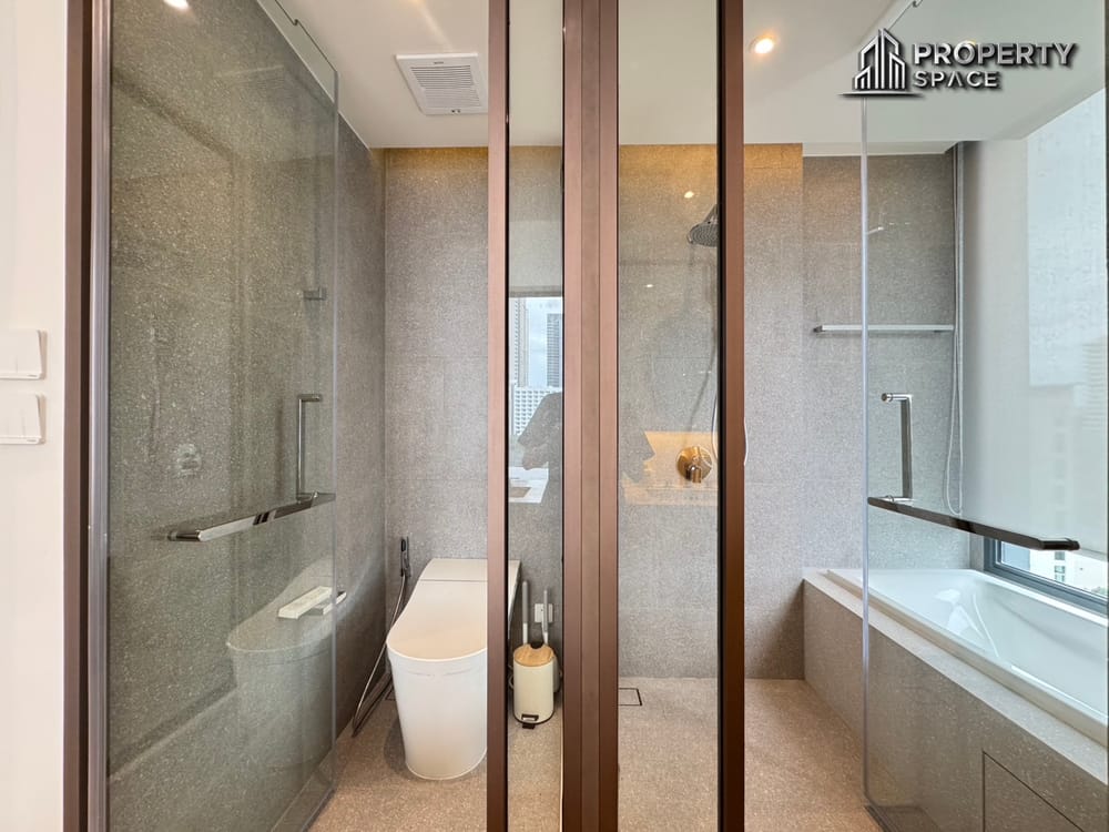 Newly Completed High-rise 2-bedroom Condo With Sea View In Arom Wongamat – For Rent Image 13