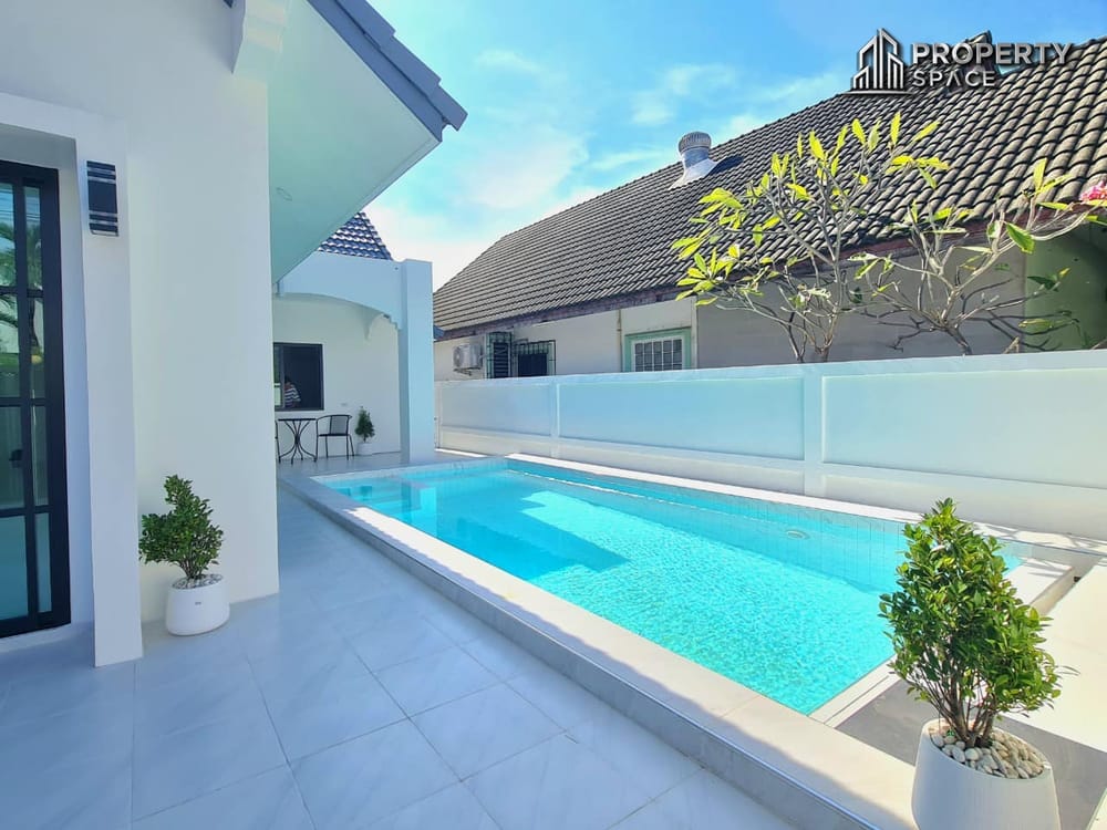 3-bedroom Pool Villa Perfectly Located Near Mabprachan Lake Pattaya Image 1