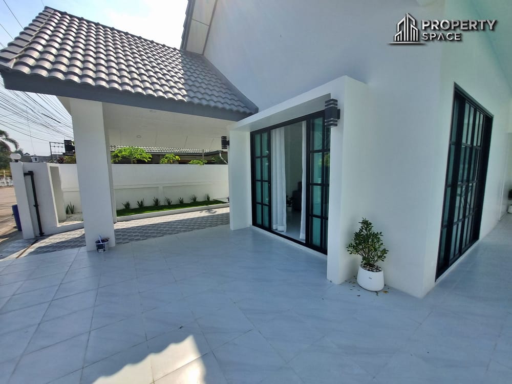 3-Bedroom Pool Villa Perfectly Located Near Mabprachan Lake Pattaya Image 35