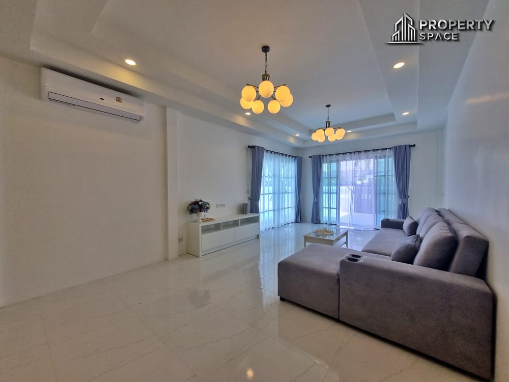 3-Bedroom Pool Villa Perfectly Located Near Mabprachan Lake Pattaya Image 9