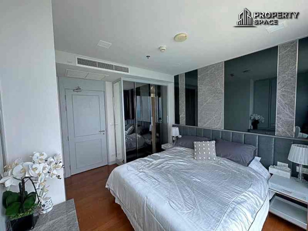 Beachfront Elegance: 1-Bedroom Sea View Condo in The Palm Wongamat Pattaya For Sale Image 12