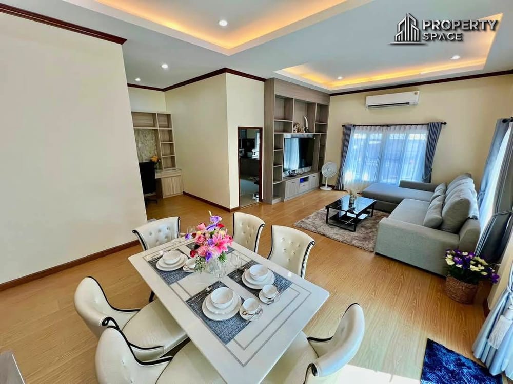 Newly Renovated Modern Pool Villa with 4 Bedrooms in East Pattaya For Rent Image 7