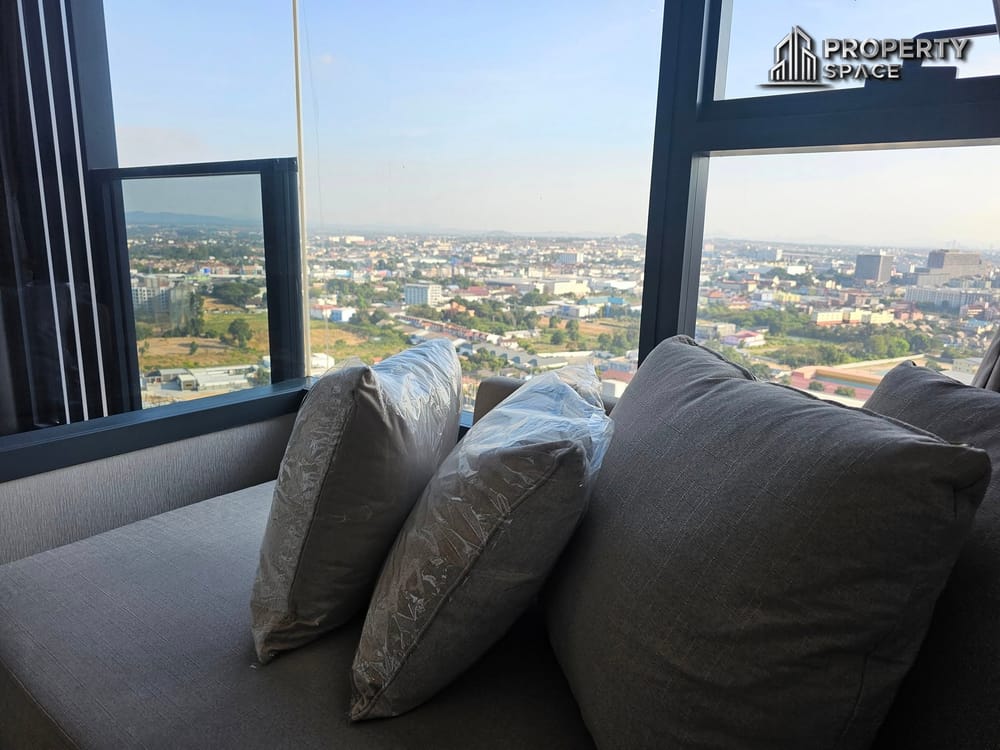 Brand New 1-Bedroom City View Condo in Once Pattaya for Rent Image 3