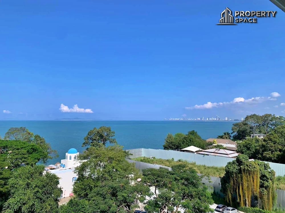 Modern 2-Bedroom Sea View Condo in De Amber Pattaya for Sale Image 1