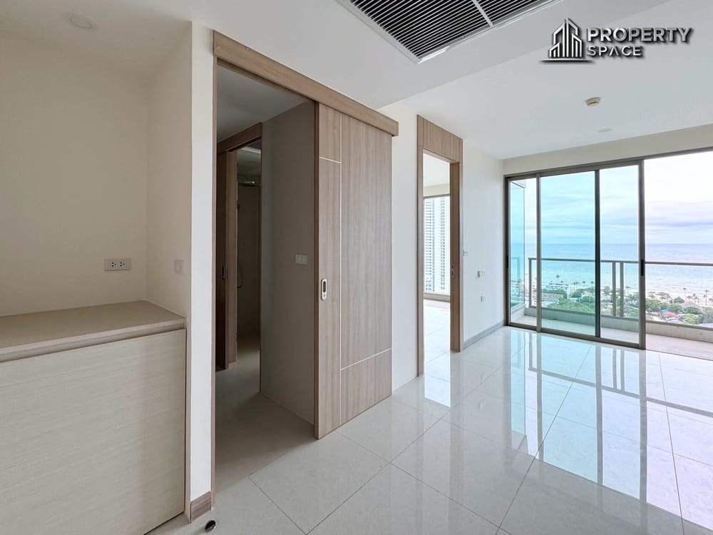 Luxury Living: Sea View 1-Bedroom Condo in The Riviera Jomtien, Pattaya – For Sale Image 8