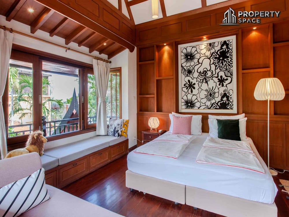 3 Bedroom Pool Villa Thai Style Beachfront Village In Na Jomtien Pattaya For Sale Image 15