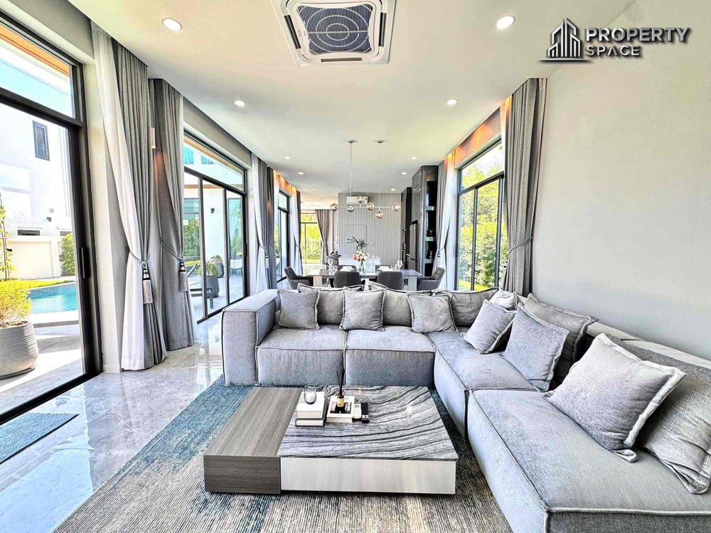 Luxury 4-Bedroom Pool Villa in Huai Yai Pattaya – For Sale Now Image 7