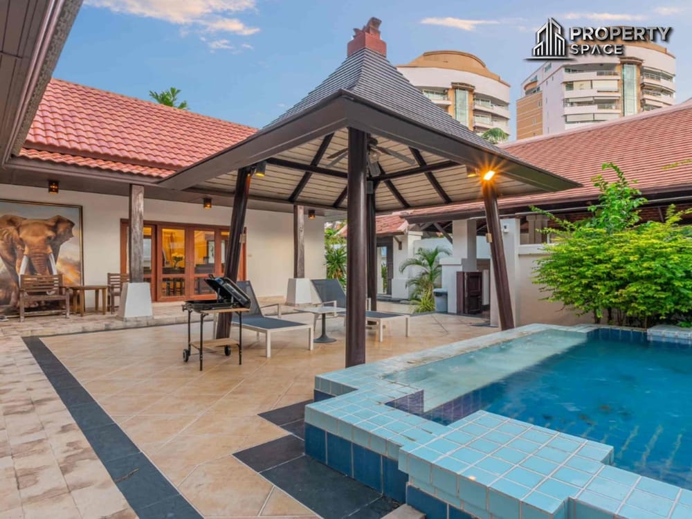 Spacious 4 Bedroom Pool Villa With modern Thai-inspired design Near Jomtien Beach For Rent Image 1