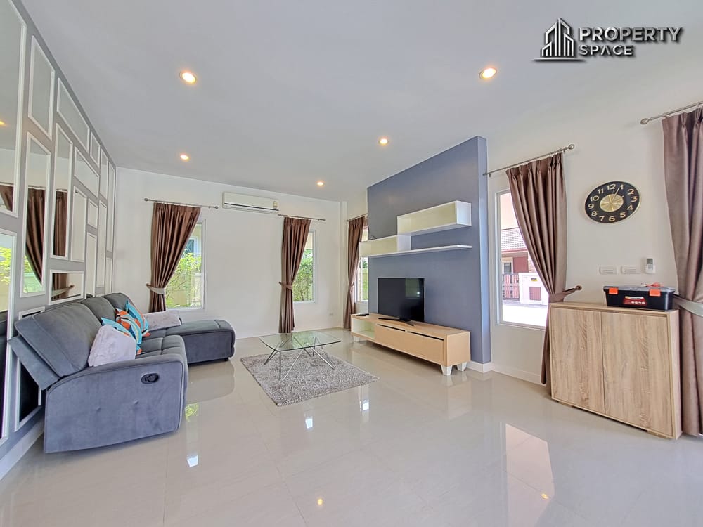 Rare Find! Modern 3-Bedroom Pool Villa in Huay Yai Pattaya For Rent Image 4