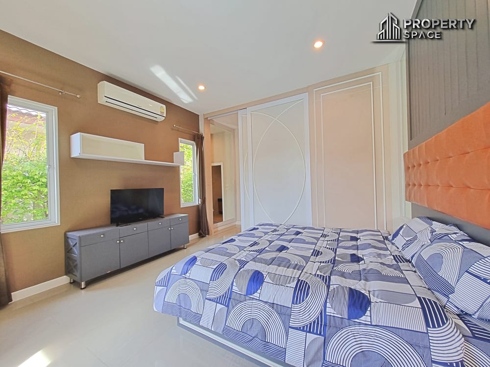 Rare Find! Modern 3-Bedroom Pool Villa in Huay Yai Pattaya For Rent Image 18