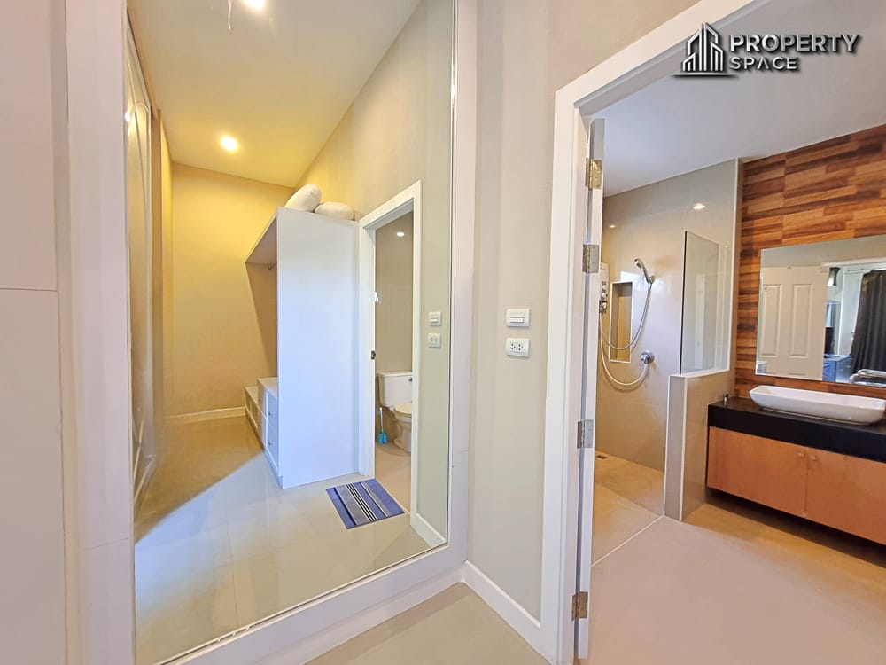 Rare Find! Modern 3-Bedroom Pool Villa in Huay Yai Pattaya For Rent Image 23