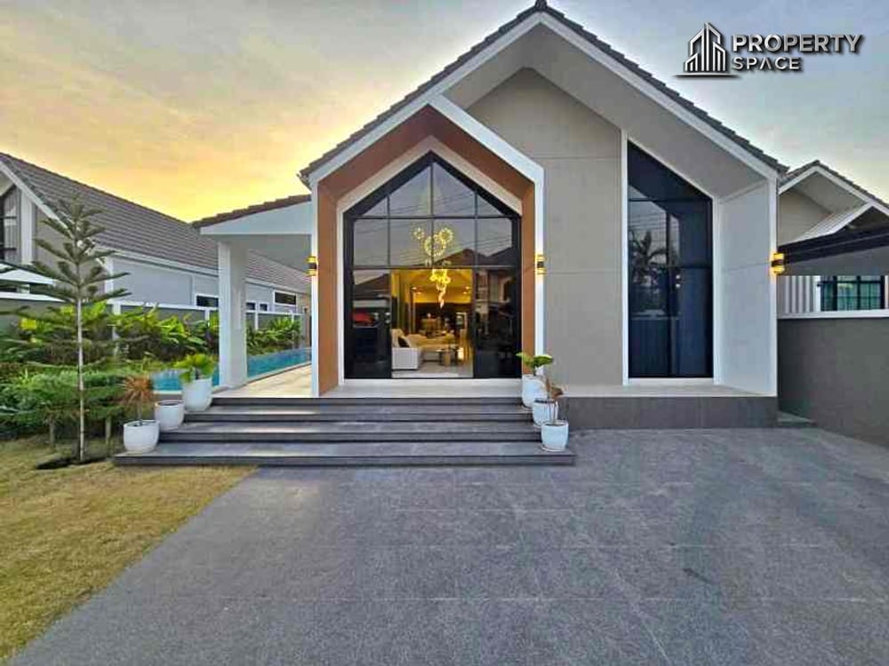 Large 5-Bedroom Nordic-Style Pool Villa Near Mabprachan Lake, Pattaya – For Sale Image 1