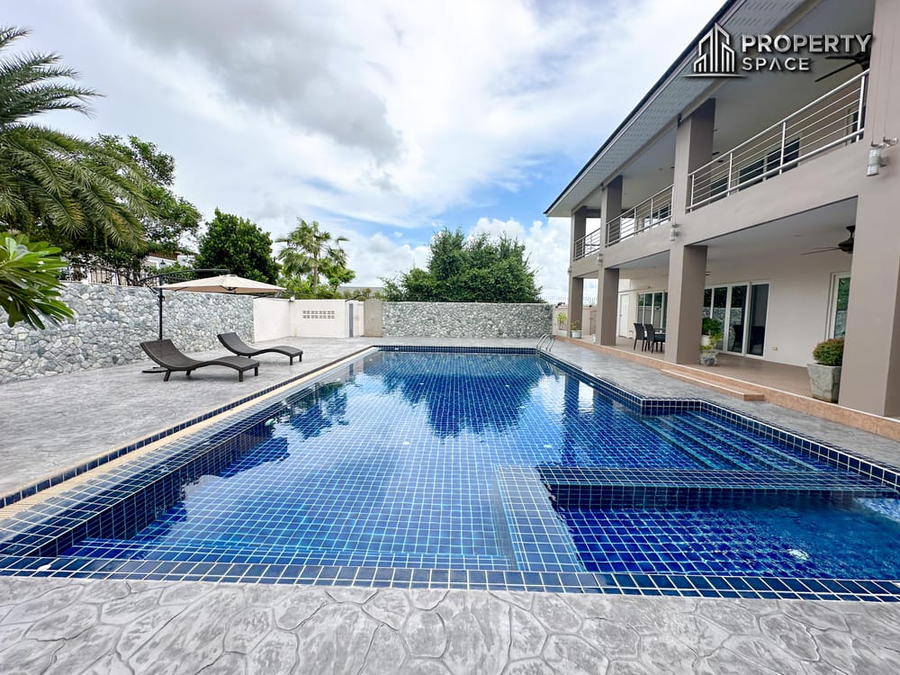 Luxury Living: Private Pool Villa in East Pattaya Close to Chak Nok Lake – For Sale Image 6