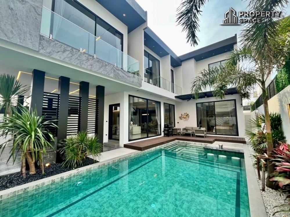 Modern Luxury 5 Bedroom Pool Villa Near Jomtien Beach Pattaya For sale Image 1