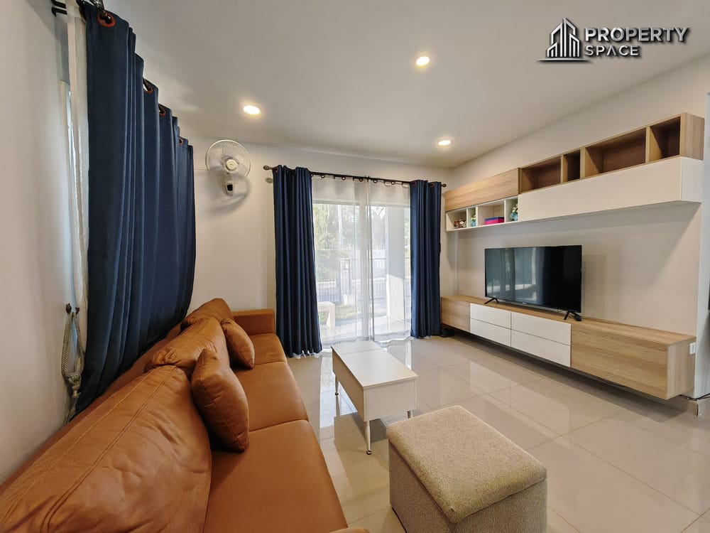 4 bedroom House In Life In The Garden Rong Po Pattaya For Rent Image 1