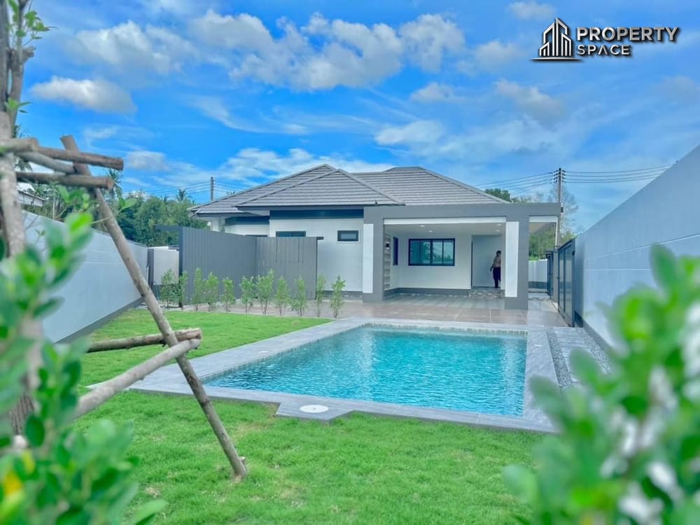 Spacious 3 Bedroom Private Pool Villa In East Pattaya – For Sale Image 3