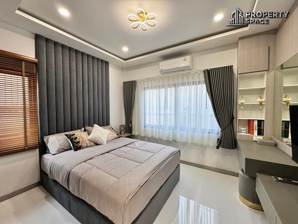 3 Bedroom Pool Villa Modern Style In East Pattaya For Sale Image 33