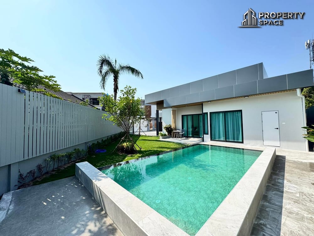 3 Bedroom Pool Villa Modern Style In East Pattaya For Sale Image 4