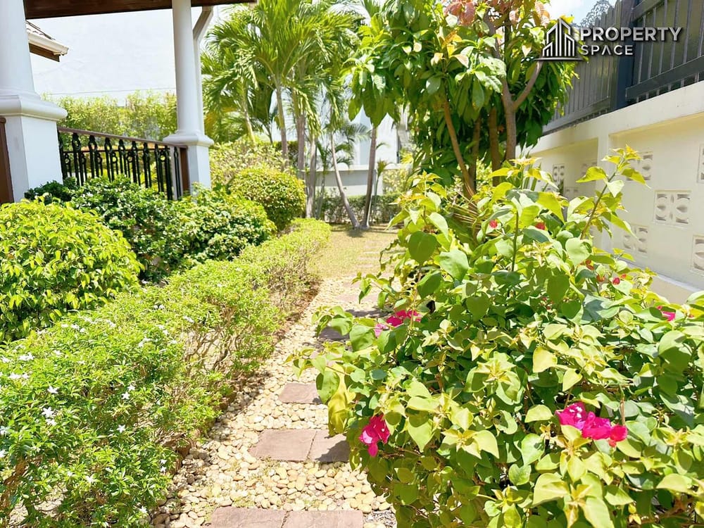 Spacious 3-Bedroom Pool Villa in Soi Siam Country Club, East Pattaya – For Rent Image 25