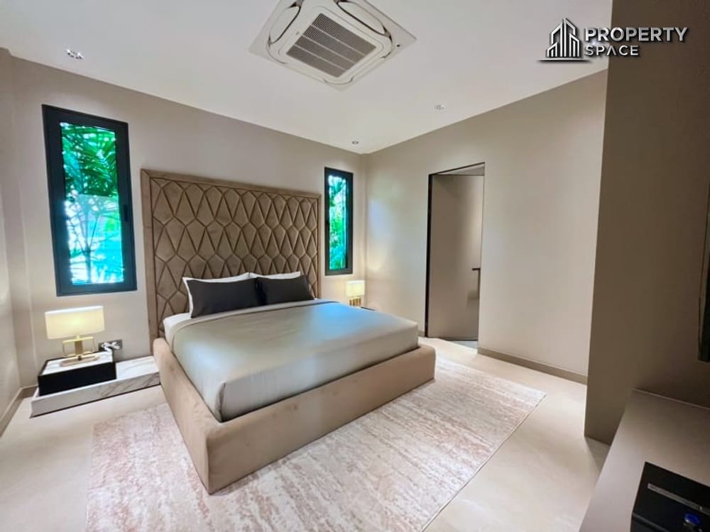 Beautifully Designed Luxury Modern Pool Villa Near Jomtien Beach, Pattaya – For Sale Image 16